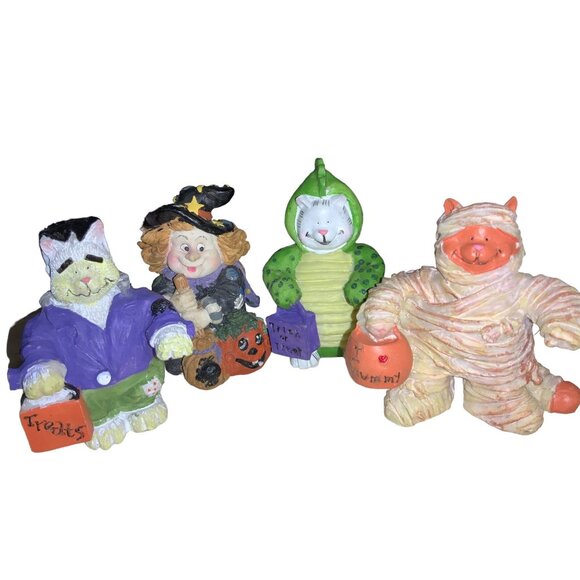 Halloween Figurines Set Of 4 - Witch Mummy Dinosaur & Frankenstein Designs - Picture 2 of 9